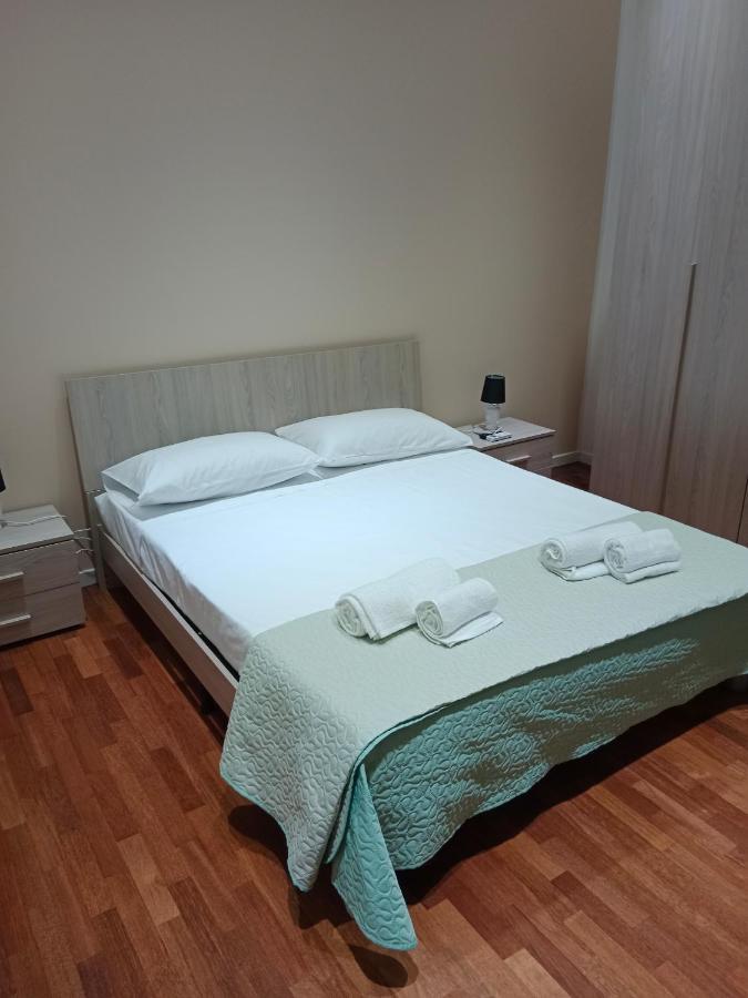 Ai Telamoni Apartments Trapani Bagian luar foto